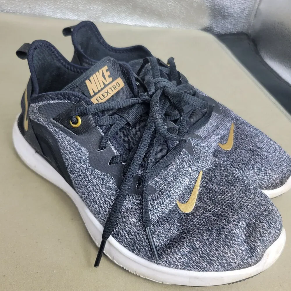 Nike elevate your